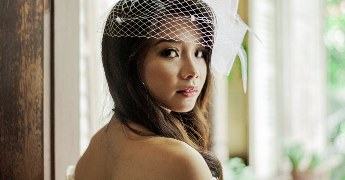 How to Achieve a Vintage-Inspired Wedding Hair Look