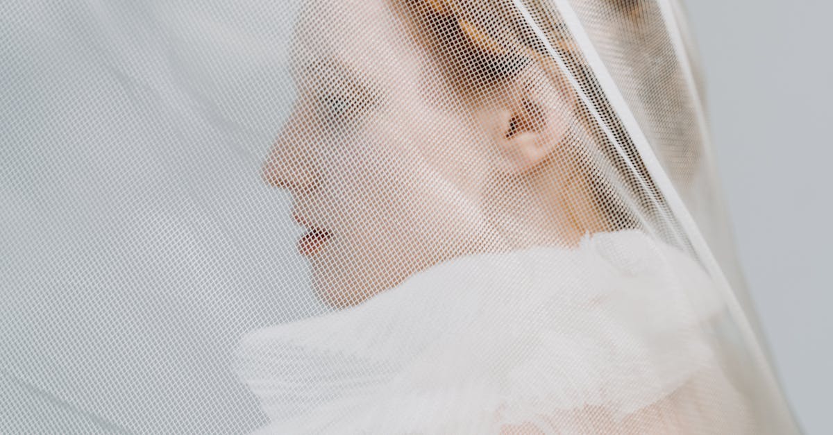 Sleek and Chic: Modern Wedding Hairstyles for Short Hair