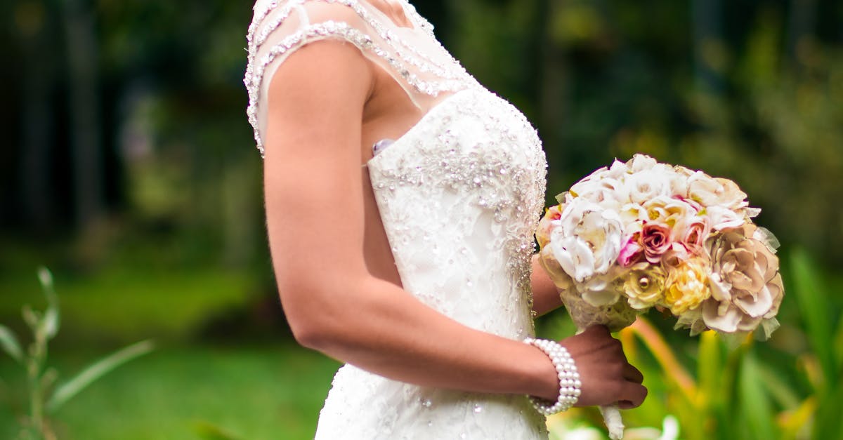 Vintage Wedding Hairstyles: Bringing Retro Charm to Your Wedding Day